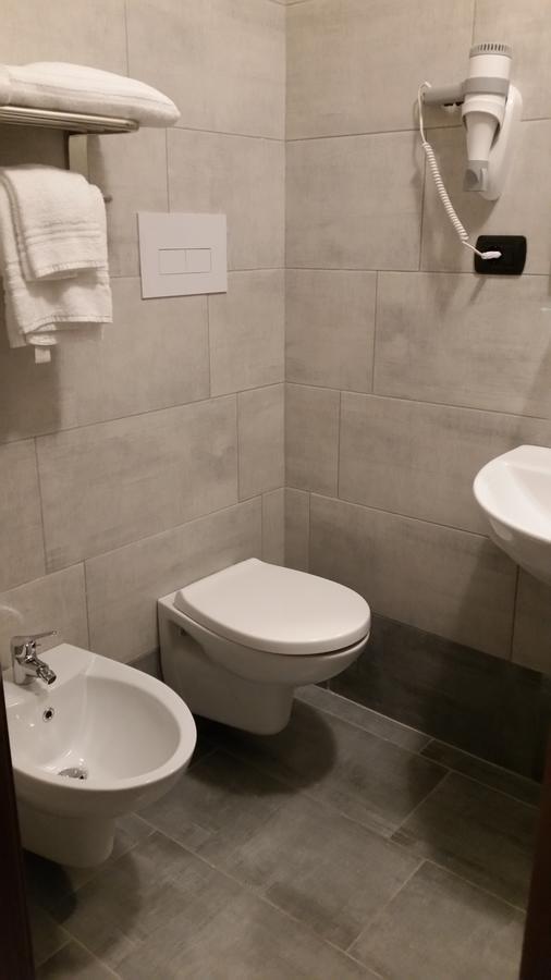 Ricci Rooms Janov Exteriér fotografie