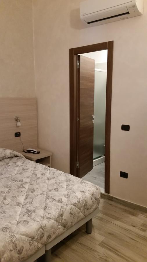 Ricci Rooms Janov Exteriér fotografie